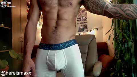 Max Follow me IGX hereismaxx online show from October 8, 6:30 am