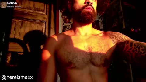 Max Follow me IGX hereismaxx online show from December 31, 11:31 am