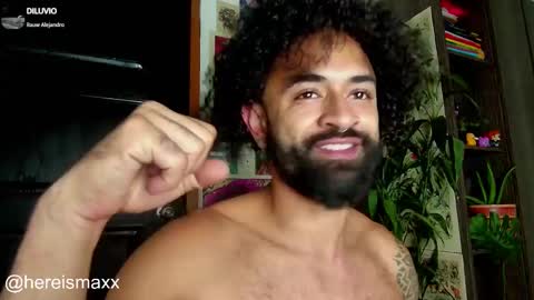 Max Follow me IGX hereismaxx online show from January 1, 12:11 am