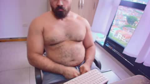 max_love25 online show from July 4, 9:40 pm