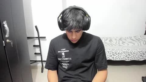 Max online show from September 21, 2:15 am