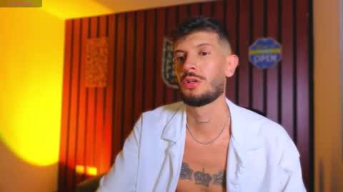 Max Taylor online show from October 24, 2:01 am