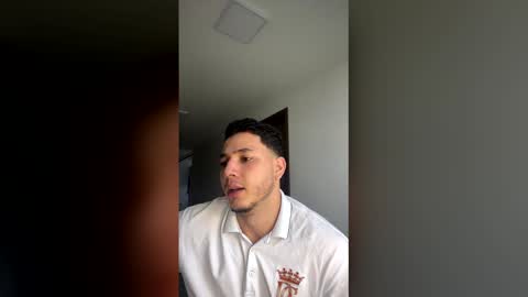 max_valiant1 online show from April 30, 11:37 am