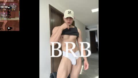max_valiant1 online show from July 14, 11:59 am