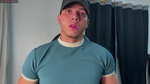 max_valiant1 online show from July 19, 1:52 am