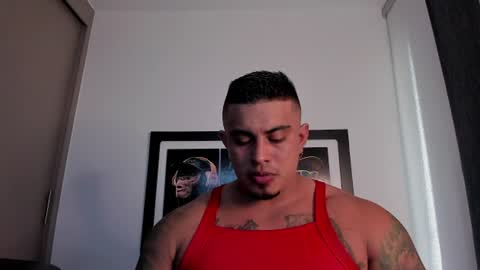 Maxcarther online show from July 26, 5:43 pm