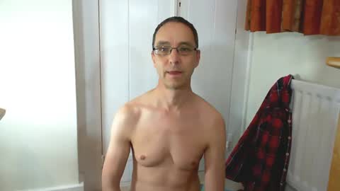 Max Davies online show from July 8, 1:03 pm