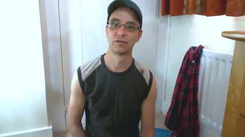 Max Davies online show from July 2, 2:22 pm