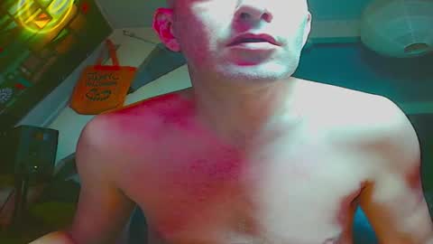 maxhardcore77 online show from November 7, 12:25 am