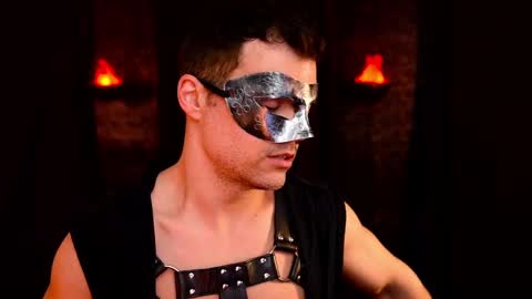 Max Hughes online show from October 31, 3:18 am