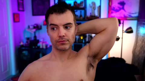 Max Hughes online show from November 13, 4:48 am