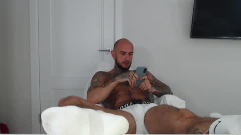 Maximus Fox online show from July 7, 6:47 am