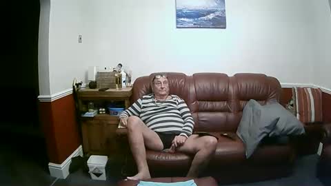 MAX online show from September 13, 10:45 pm