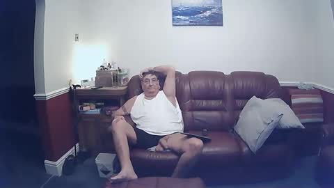 MAX online show from February 23, 10:20 pm