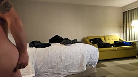 Maxichaud online show from April 2, 6:54 am