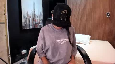 Maxi online show from June 16, 9:52 pm