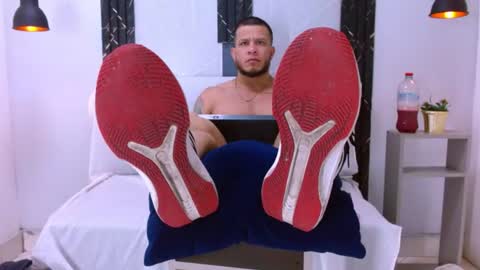Maximiliano online show from June 19, 10:27 pm