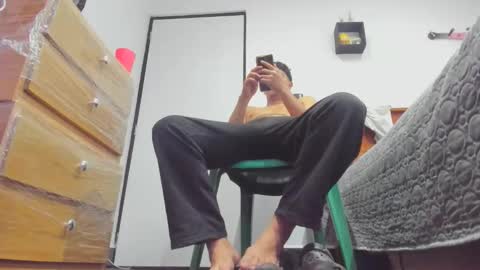 maximo__77 online show from November 8, 10:35 pm