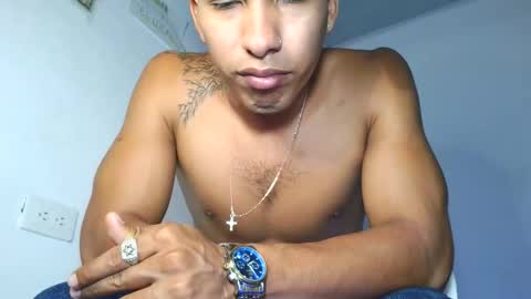 Maximo Aron Vega online show from February 12, 12:58 am