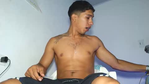 Maximo Aron Vega online show from March 15, 11:41 pm