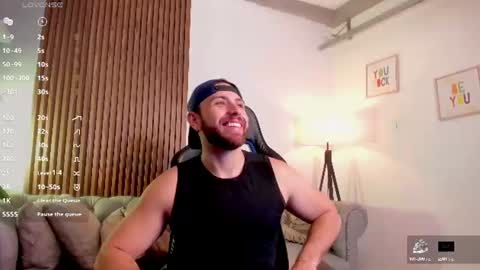 Maximo Wolf online show from June 16, 2:26 am