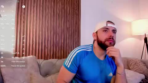 Maximo Wolf online show from June 18, 11:48 am