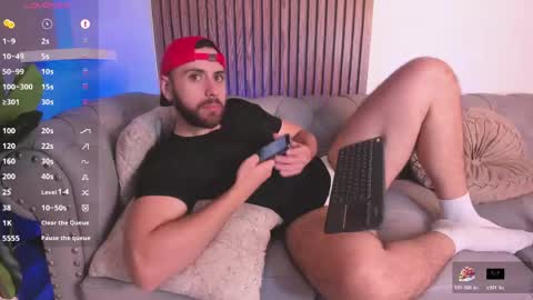 Maximo Wolf online show from May 2, 11:43 pm