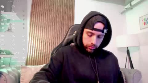 Maximo Wolf online show from June 19, 11:49 am
