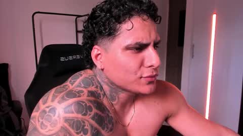 Maximoscott online show from November 22, 8:18 pm