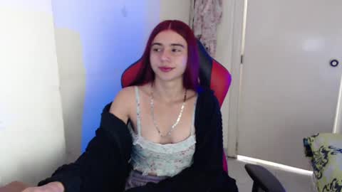 maxinesex_ online show from July 3, 1:49 pm