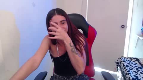 maxinesex_ online show from December 4, 5:34 pm