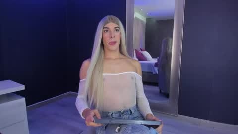 Maxi Rogers online show from April 23, 12:29 pm
