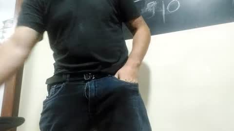 Max Massa online show from June 12, 8:52 pm