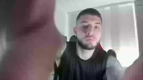 maxvibe_ online show from November 7, 9:06 pm