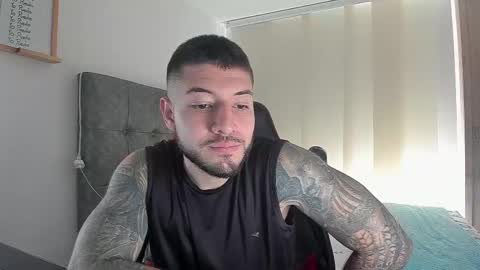 maxvibe_ online show from November 13, 3:37 pm