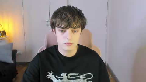 Max online show from March 15, 3:11 am