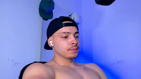 MAX online show from September 30, 11:48 pm