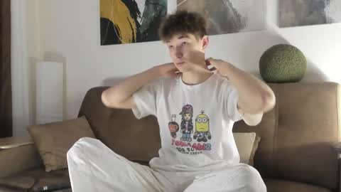 maxwellchik online show from October 1, 3:33 pm