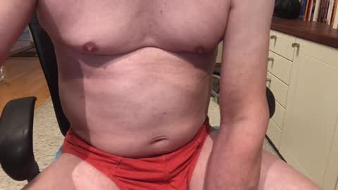 Max online show from October 24, 7:20 am