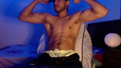 maxximus_10 online show from January 22, 6:20 am