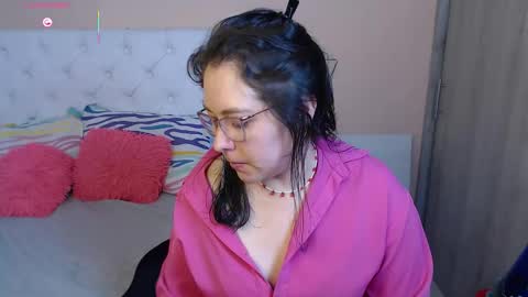 May online show from November 29, 5:26 am