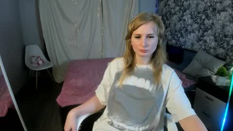 Leila online show from July 9, 12:20 pm