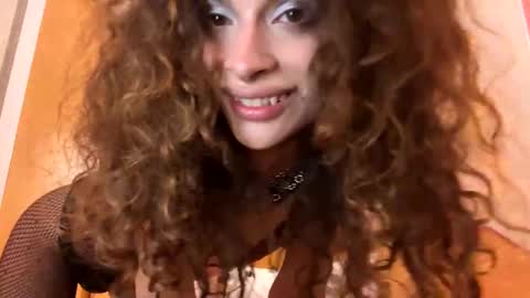 Snapshot of maya632713 chatting on January 23, 10:01 pm Maya transgirl online show from January 23, 10:01 pm