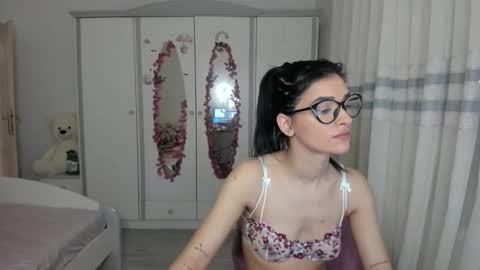 Maya online show from February 7, 8:28 am