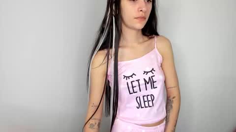 Maya online show from January 16, 12:52 am