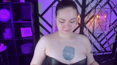 Woman online show from January 19, 6:20 am