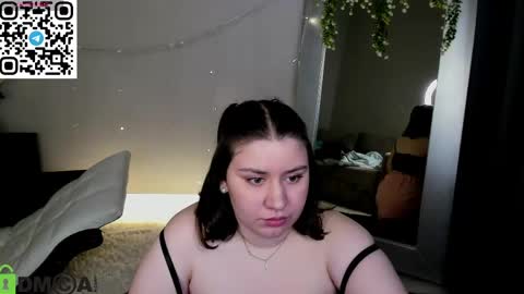 Maya online show from April 26, 1:14 am