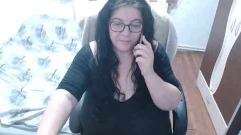 Maya online show from January 16, 8:12 am