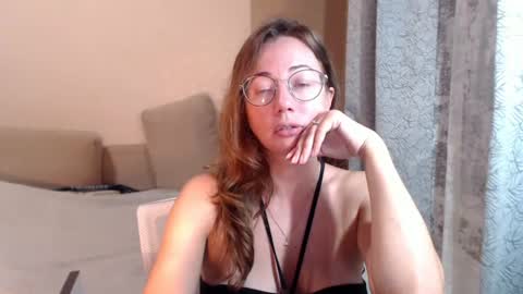 Maya online show from June 30, 8:29 pm
