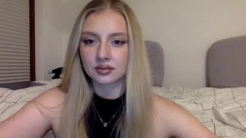 mayaflirt online show from February 5, 5:27 pm